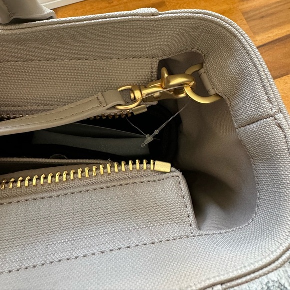 Brand new with tags Dagne Dover Classic tote in Blush - Picture 12 of 12